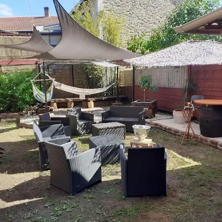 Apartment Lo Forat Dins La Paret *